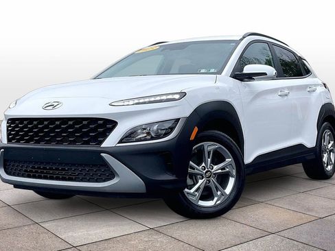 Used 2023 Hyundai Kona SEL AWD/4WD image 2
