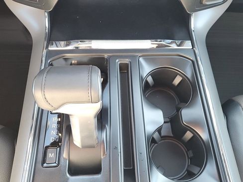 New 2025 Ford F150 Lariat w/ Equipment Group 501A Mid image 15