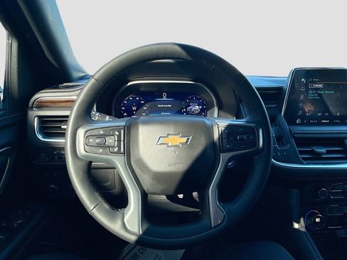 Used 2023 Chevrolet Tahoe Premier AWD/4WD image 14
