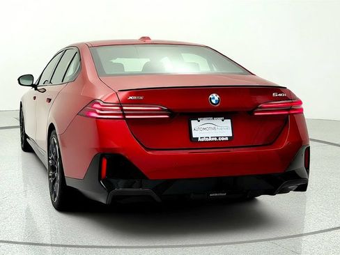 Used 2024 BMW 540i xDrive w/ Premium Package AWD/4WD image 6