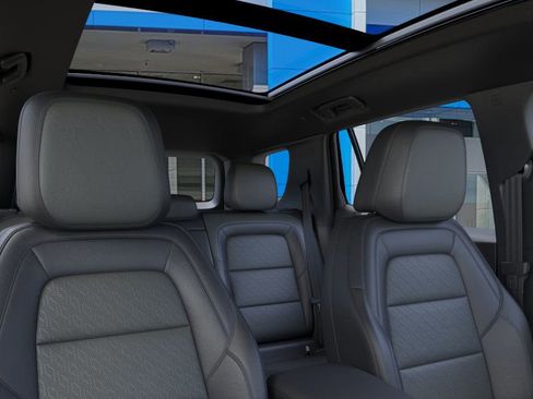 New 2026 Chevrolet Equinox LT w/ Convenience Package II image 24