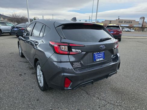 Used 2024 Subaru Impreza 2.0i image 3