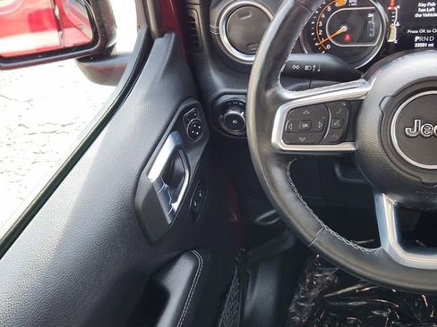 Used 2022 Jeep Wrangler Unlimited Sahara w/ Cold Weather Group image 27