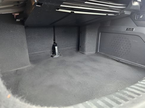 Used 2015 Volkswagen Beetle 1.8T FWD image 24