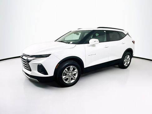 Used 2022 Chevrolet Blazer LT image 3
