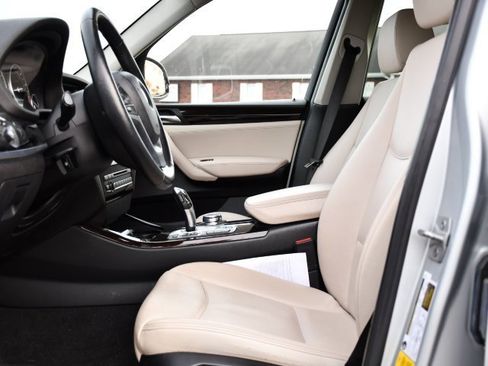 Used 2016 BMW X3 xDrive28i image 11