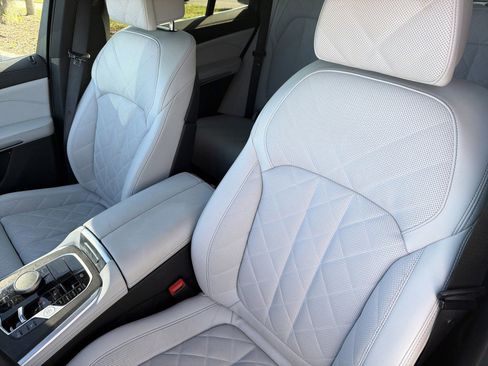 Certified 2025 BMW X5 xDrive40i AWD/4WD image 23