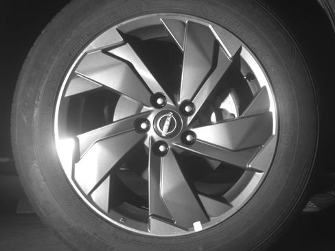 Used 2025 Nissan Rogue SV FWD image 13