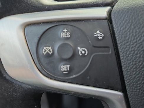 Used 2021 GMC Terrain SLE w/ LPO, Floor Liner Package image 16