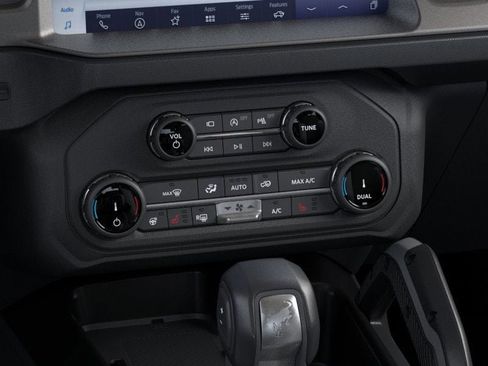 New 2026 Ford Bronco Badlands image 16