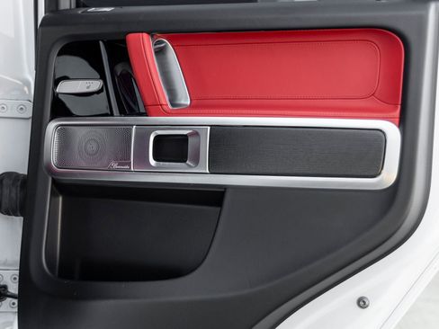 Used 2023 Mercedes-Benz G 550 w/ Exclusive Interior Package image 40