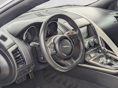 Used 2016 Jaguar F-TYPE S image 9