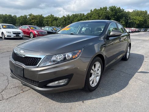 Used 2013 Kia Optima EX FWD image 2