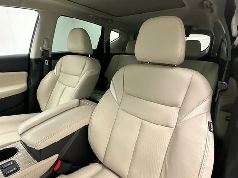 Certified 2024 Nissan Murano SL image 9
