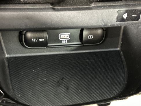 Certified 2023 Kia Seltos SX w/ SX Sunroof Package image 23