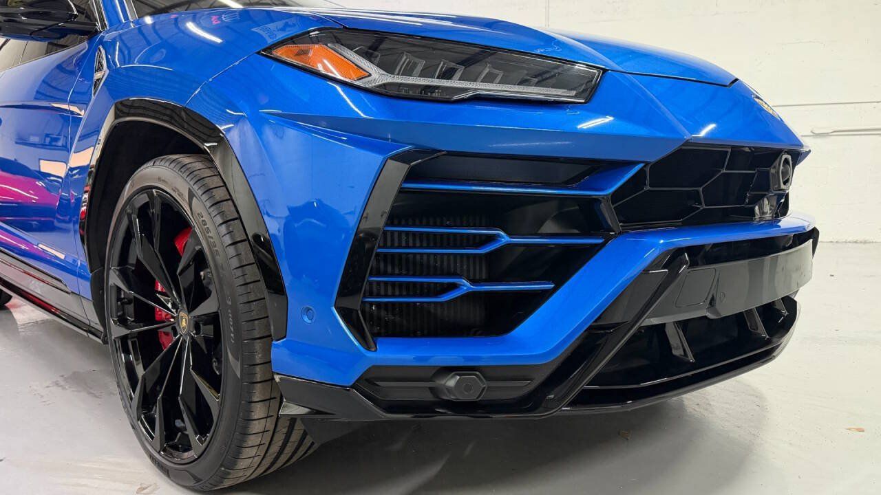 Used 2021 Lamborghini Urus AWD/4WD image 5