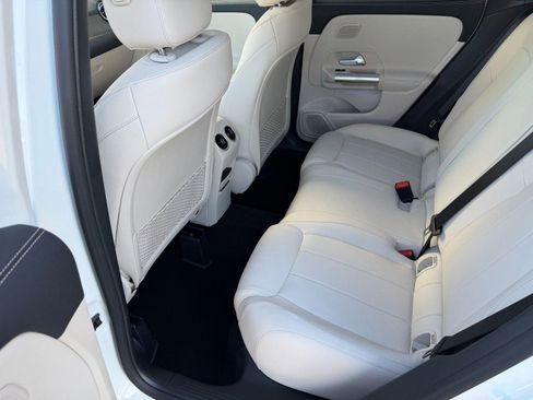 New 2026 Mercedes-Benz GLA 250 image 13