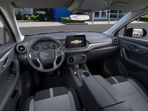 New 2026 Chevrolet Blazer LT w/ Convenience Package AWD/4WD image 15