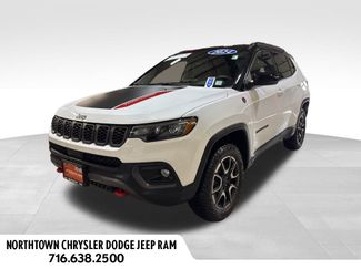 Used 2024 Jeep Compass Trailhawk w/ Trailhawk Convenience Group video 1