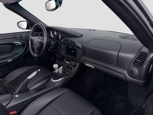 Used 2005 Porsche 911 Turbo AWD/4WD image 28