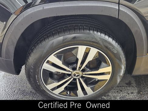 Certified 2026 Mercedes-Benz GLB 250 4MATIC image 13