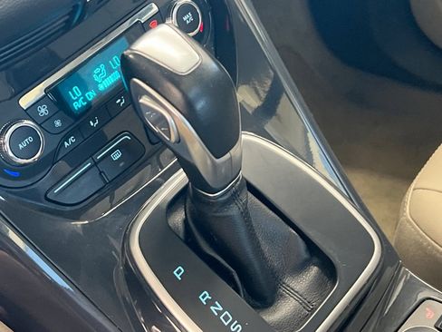 Used 2014 Ford Escape Titanium w/ Equipment Group 401A AWD/4WD image 22