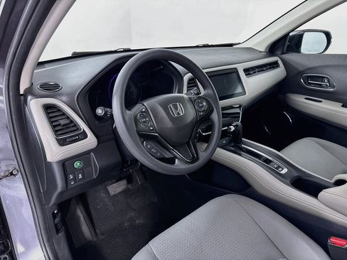 Certified 2019 Honda HR-V EX image 9