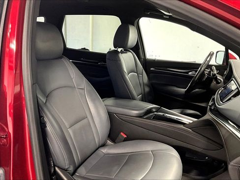 Used 2023 Buick Enclave Premium image 10