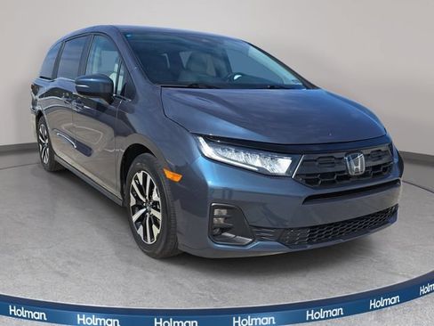 Used 2025 Honda Odyssey EX-L image 4