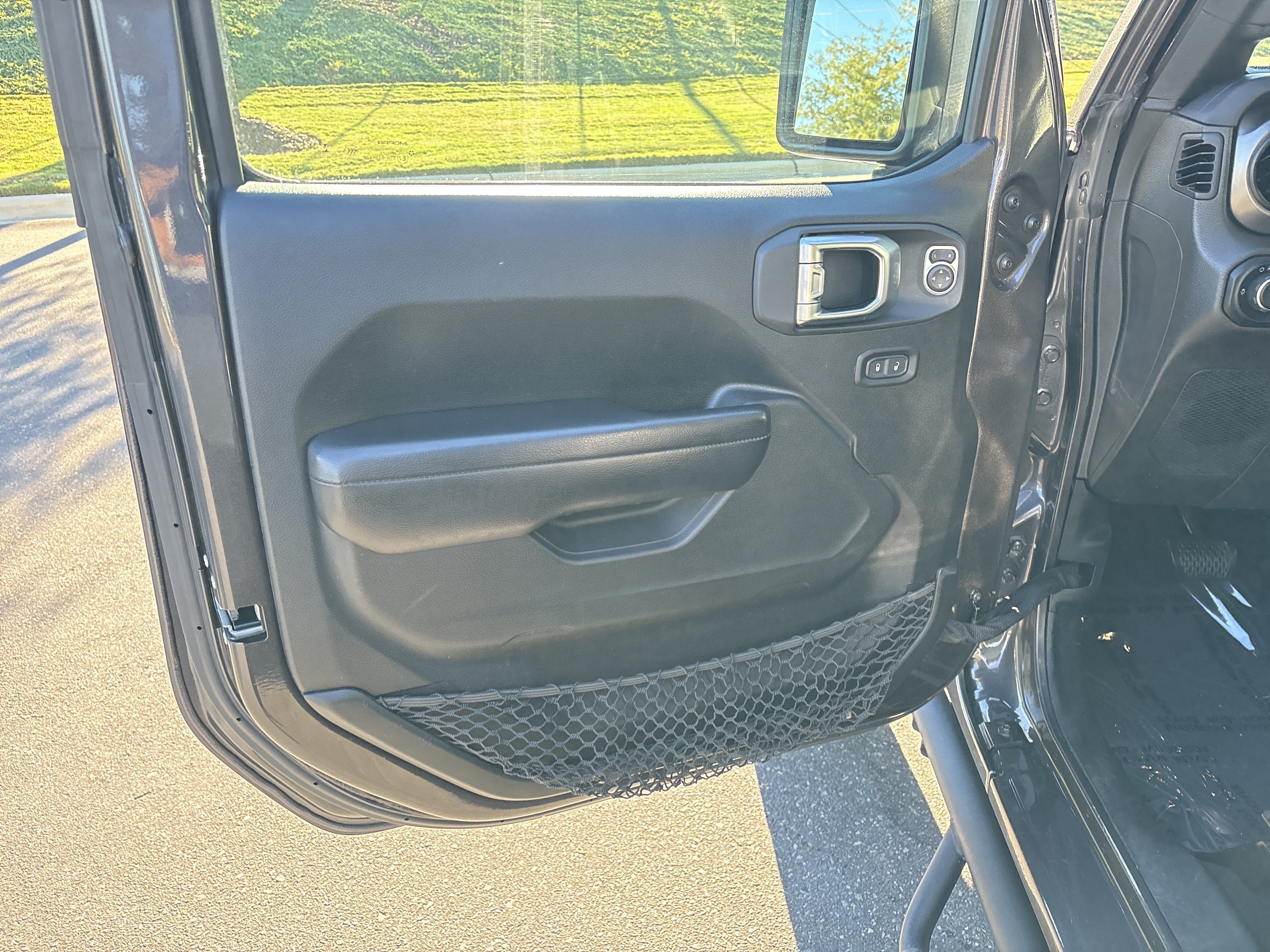 Used 2020 Jeep Wrangler Unlimited Sport S AWD/4WD image 15