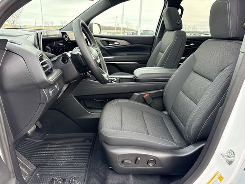 New 2026 Chevrolet Traverse LT w/ Sun and Wheel Package image 10