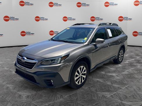 Used 2021 Subaru Outback Premium AWD/4WD image 9