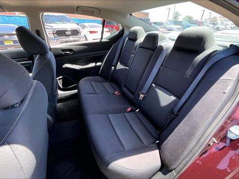 Used 2024 Nissan Altima 2.5 SV FWD image 20