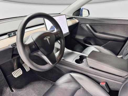 Used 2021 Tesla Model Y Performance image 18