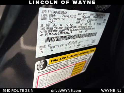 Used 2026 Lincoln Navigator Reserve AWD/4WD image 30