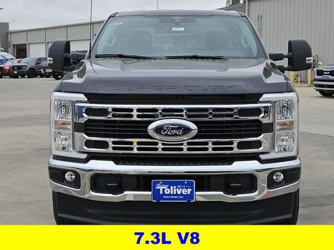 New 2026 Ford F250 XLT w/ FX4 Off-Road Package image 3