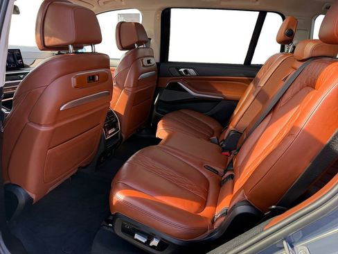 Used 2023 BMW X7 xDrive40i w/ Premium Package image 16