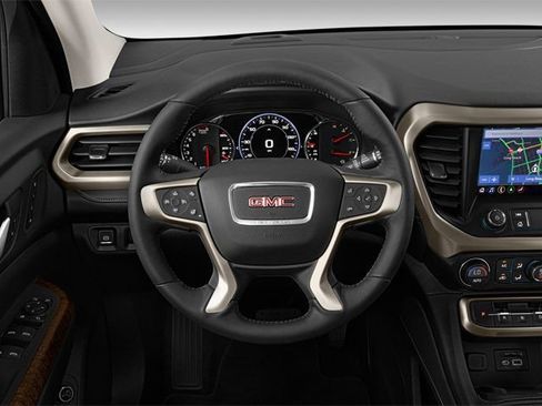 Used 2025 GMC Acadia Denali w/ Super Cruise Package image 8