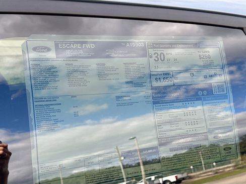 New 2026 Ford Escape ST-Line w/ Tech Pack #1 image 19