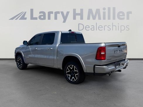 Used 2025 RAM 1500 Laramie w/ Sport Appearance Package AWD/4WD image 3