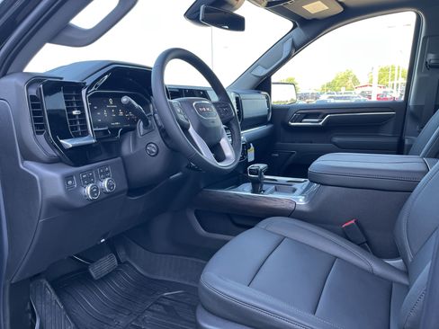 New 2026 GMC Sierra 1500 SLT w/ SLT Premium Package AWD/4WD image 7