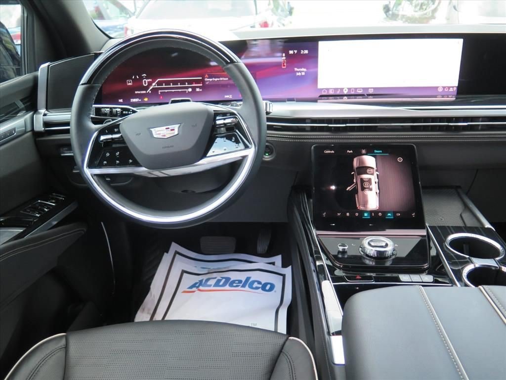 Certified 2025 Cadillac Escalade Sport w/ Touring Package AWD/4WD image 26