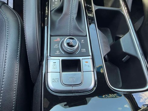 Used 2025 Kia Telluride EX X-Line AWD/4WD image 21