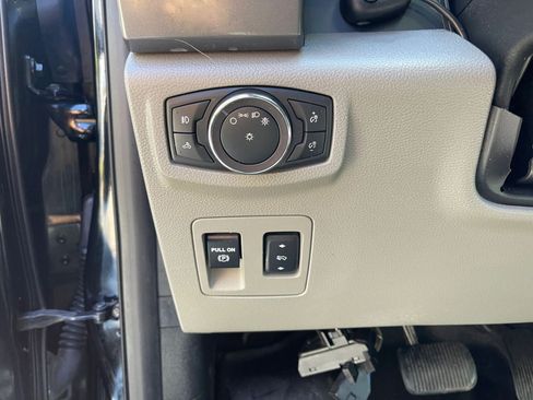 Used 2018 Ford F150 XLT w/ Equipment Group 302A Luxury RWD image 21