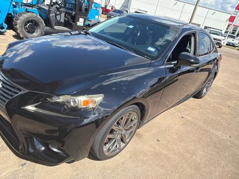 Used 2016 Lexus IS 200t RWD image 4