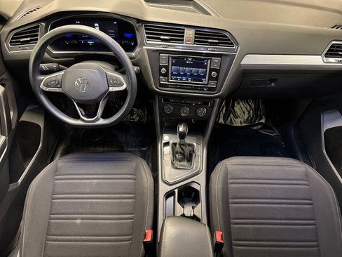 Used 2022 Volkswagen Tiguan S FWD image 12