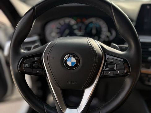 Used 2019 BMW 530e image 18