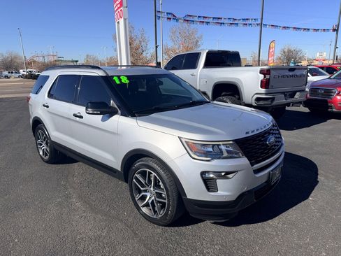 Used 2018 Ford Explorer Sport image 43