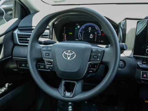 Used 2026 Toyota Camry LE w/ Convenience Package FWD image 13
