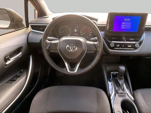 Used 2025 Toyota Corolla SE FWD image 5